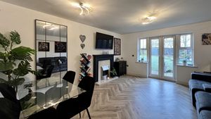 Photo 6- click for photo gallery